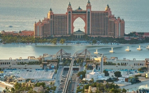 迪拜公司注册低价全攻略：条件、流程与后期维护