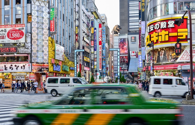 注册香港公司具备实质经营,就能规避 CRS 吗?最新政策、误区与合规路径深度解析(2025 更新)