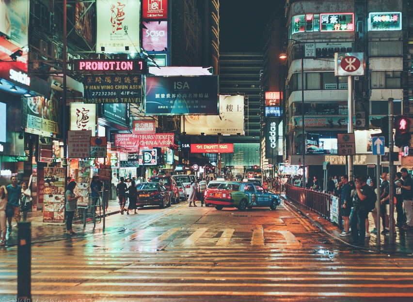 注册香港公司可别只看高利润！你能扛得住跨境运营的风险吗？