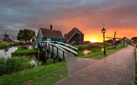 热点新闻 | 俄罗斯电视机需求大幅增长，本地品牌受欢迎