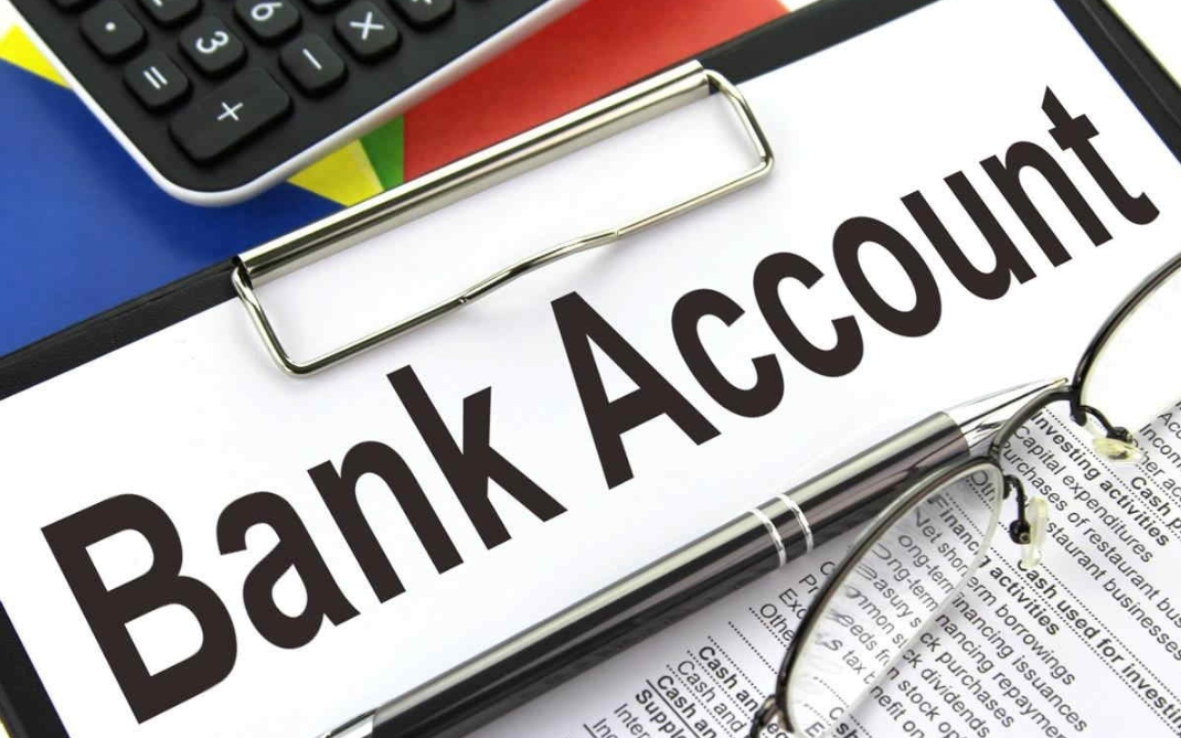 新加坡渣打VS香港渣打银行开户对比：全面解析差异