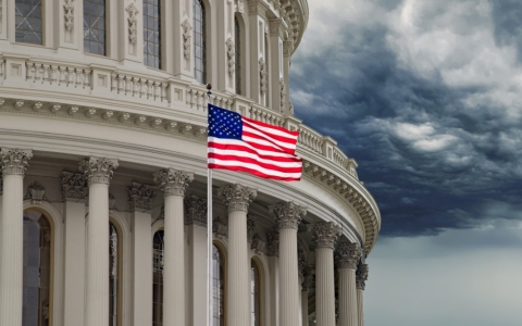 解锁美国2025年电商市场：为何注册美国公司对跨境卖家至关重要？