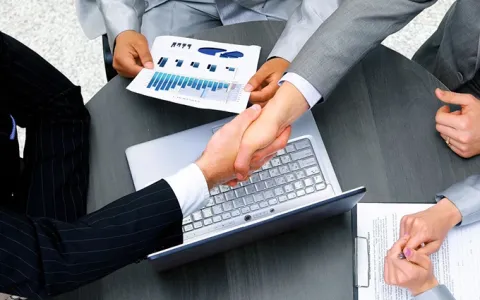 全面解析香港优才计划：申请条件、流程、利弊及适合与不适合人群