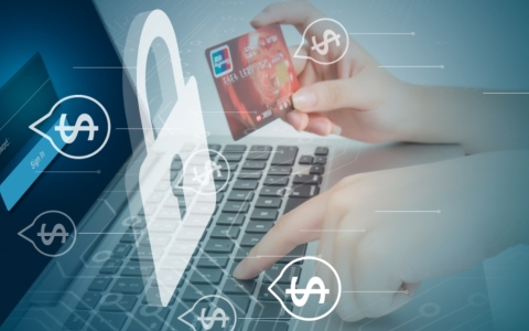 如何顺利接收境外美元汇款？2025年国内与香港银行政策对比