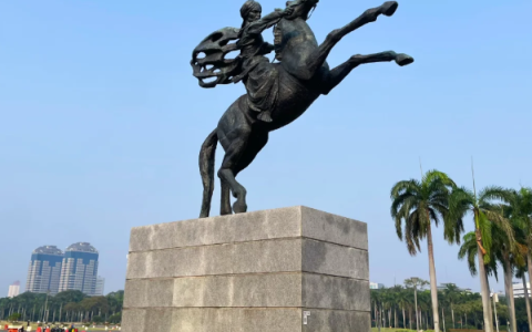 2025出海印尼投资指南：行业布局、地域热点与政策机遇