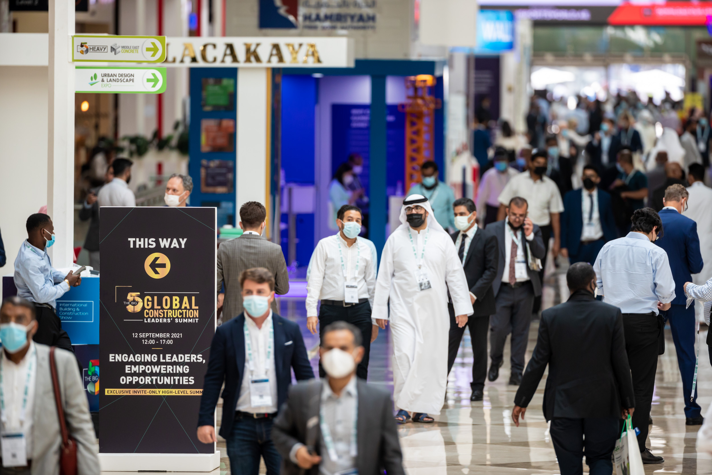 【超全攻略】：2025年迪拜离岸公司适配行业与注册流程一站式解析