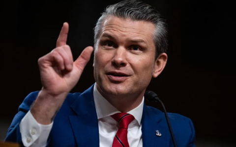 特朗普关税政策遭12州起诉：越权征税点燃美国政坛（内战火药桶）