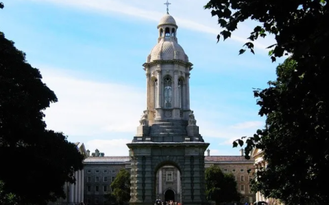 2025年渣打银行香港开户全攻略：低门槛快速下户+0存款过港实操指南！