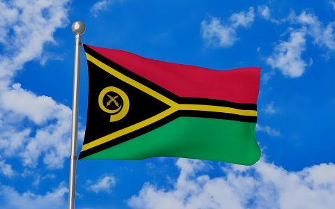 8 万美元买一本护照？瓦努阿图靠“卖国籍”年入上亿美元，一半申请者来自中国