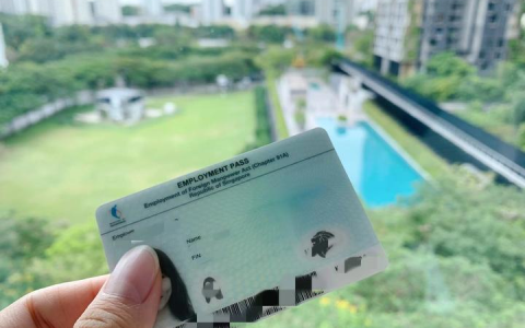 新加坡EP政策重大调整：2025年起薪资门槛上调，申请机制全面升级