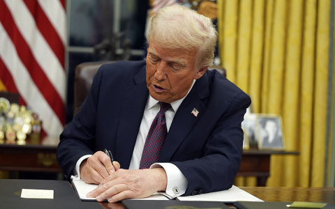 特朗普关税政策下中国制造业的出路：回流加速与高端转型机遇