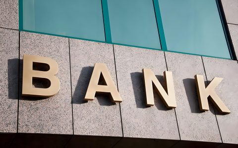 香港银行卡终极指南：核心优势、入金方式与开户流程 | 全球化投资利器