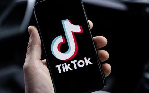 TikTok Shop与StockX拍卖新局：中国卖家抢占收藏品市场实战指南