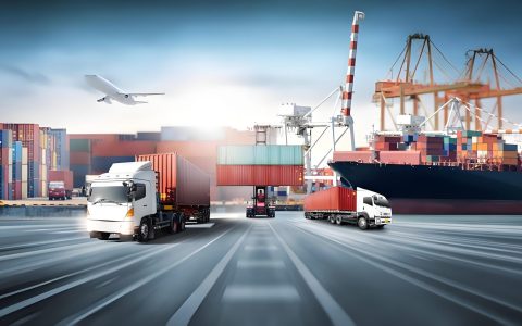 2025俄罗斯零售市场报告：解读“彩虹微笑”扩张战略，中国卖家的蓝海机遇与实战指南