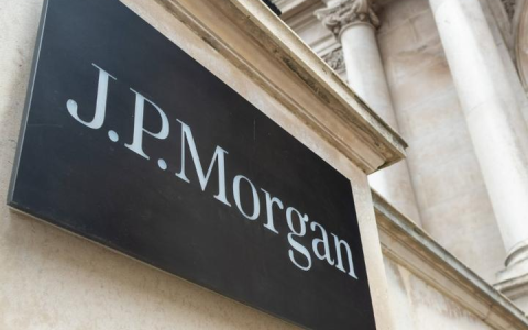 特朗普诉摩根大通50亿案：对你开银行账户有影响吗？全面解析