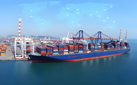 香港vs新加坡转口贸易：离岸免税8.25% vs 全球贸易商计划5%-10%，中国投资者如何选择？