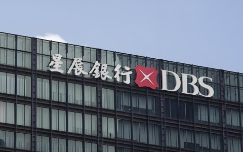 高才通与EP签证获批后，同步开通香港、新加坡这3家银行账户，薪资省税更灵活