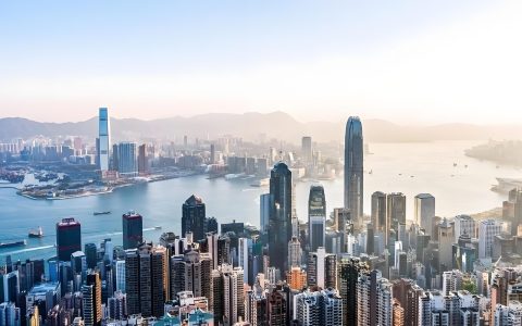 复活节成法定假！2026香港法定假日增至15天：自雇EP企业主用工成本上升多少？