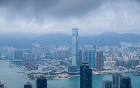 香港主流银行APP正版下载入口，汇丰/恒生/渣打/星展全都有